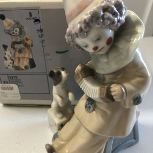 Vintage Lladro #5279 Clown with accordion